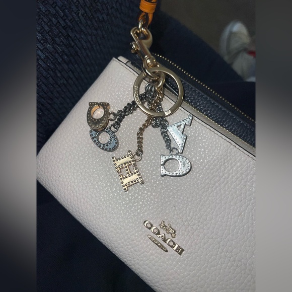 COACH wristlet - Picture 12 of 16